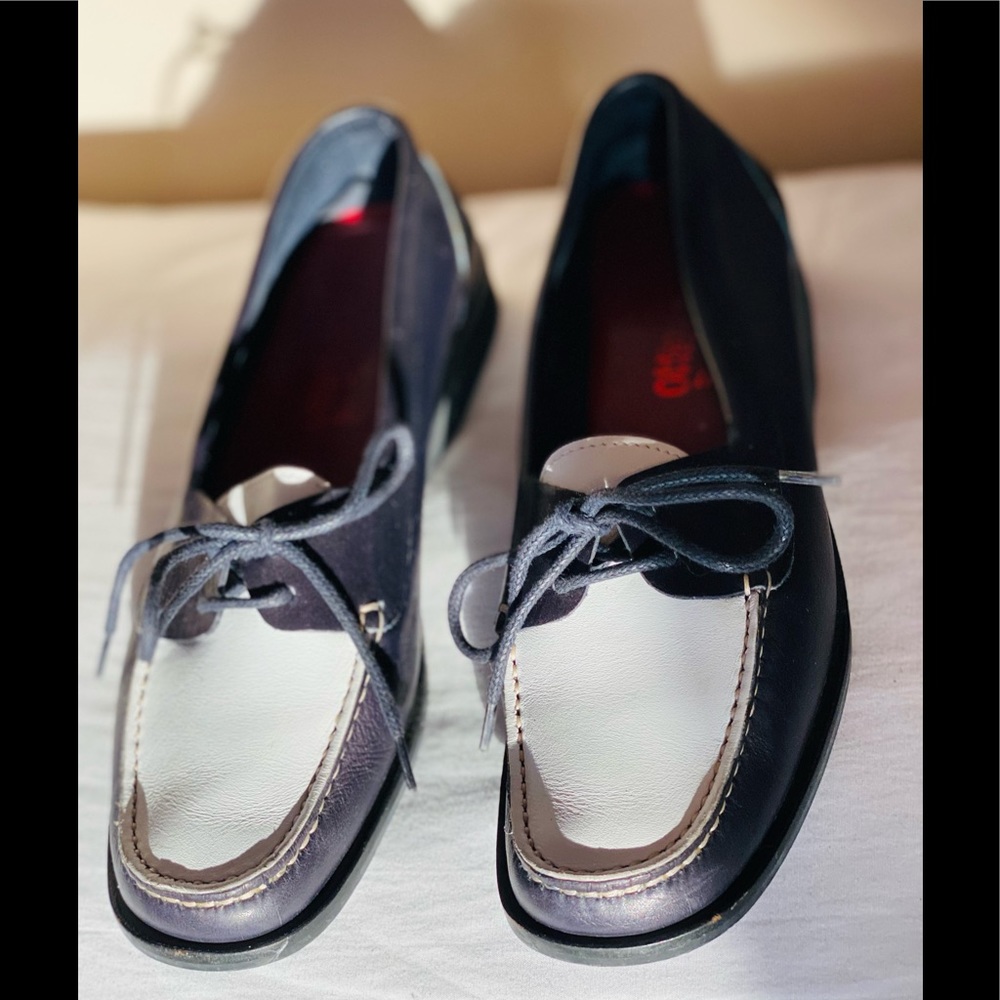 Salvatore Ferragamo black/white loafers